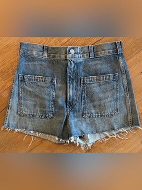 AMO Denim Cutoff Shorts in Blue - Classic High-Waist Style